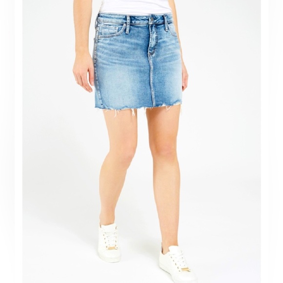 Silver Jeans Francy denim jean skirt - Picture 3 of 8